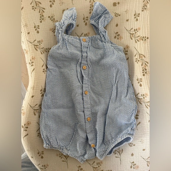 Bundle Floral and Strawberry Print Tops - Picture 5 of 5